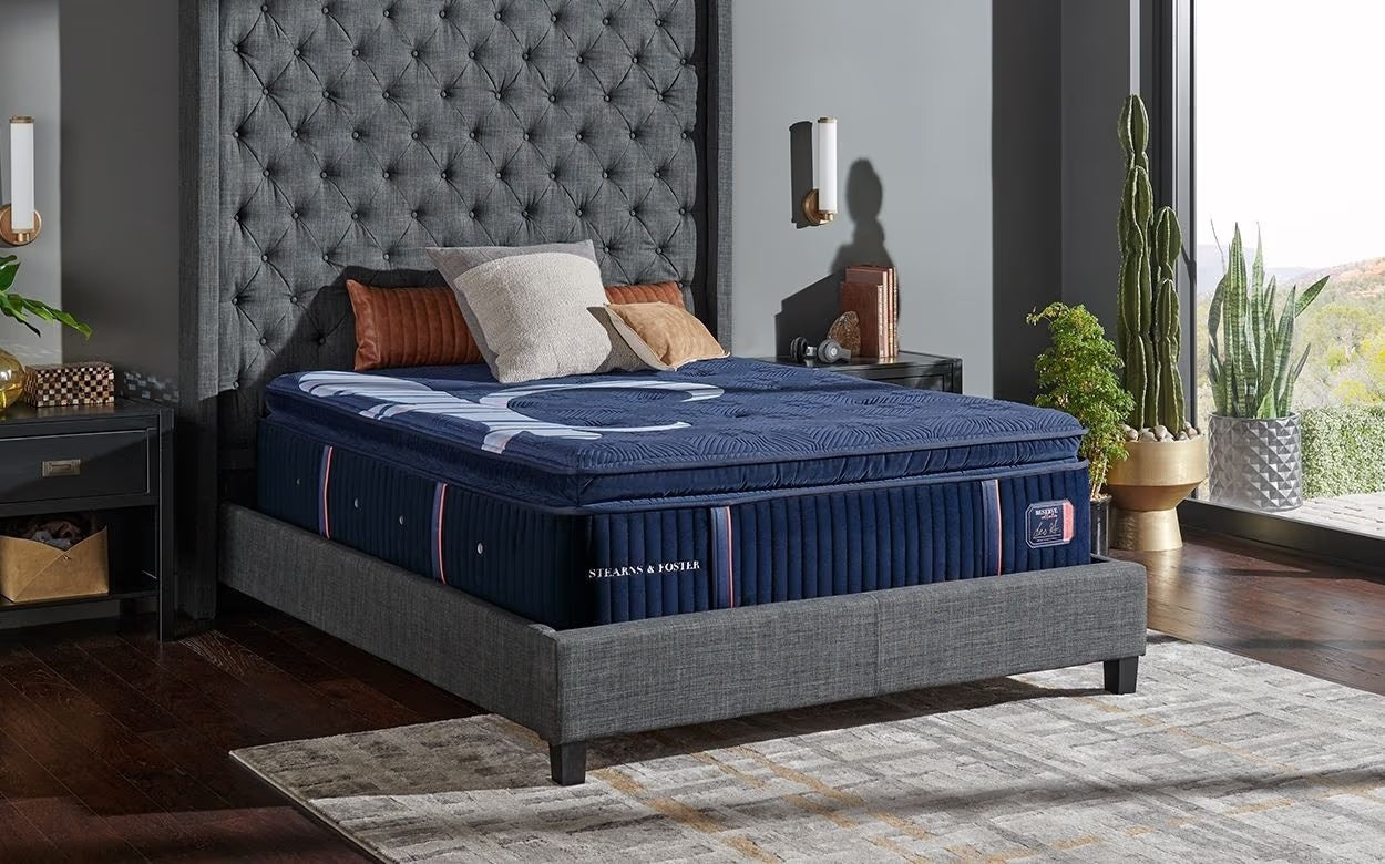 Stearns & Foster Reserve 17" Euro Pillow Top Mattress