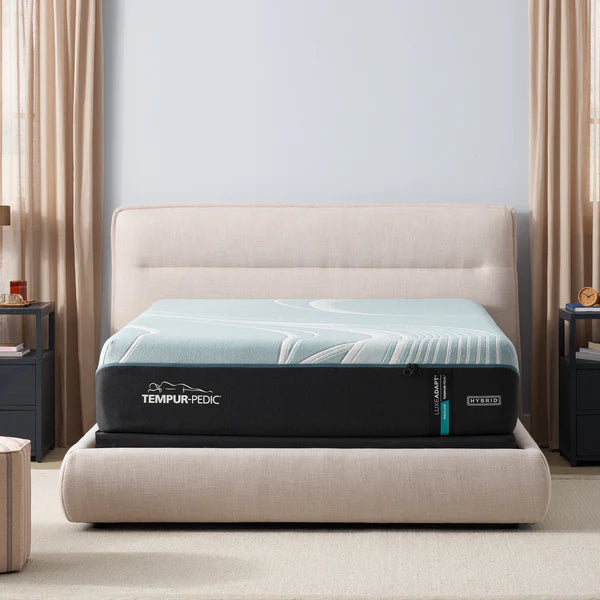 Tempur-Pedic TEMPUR-LuxeAdapt® 13" Medium Hybrid Mattress
