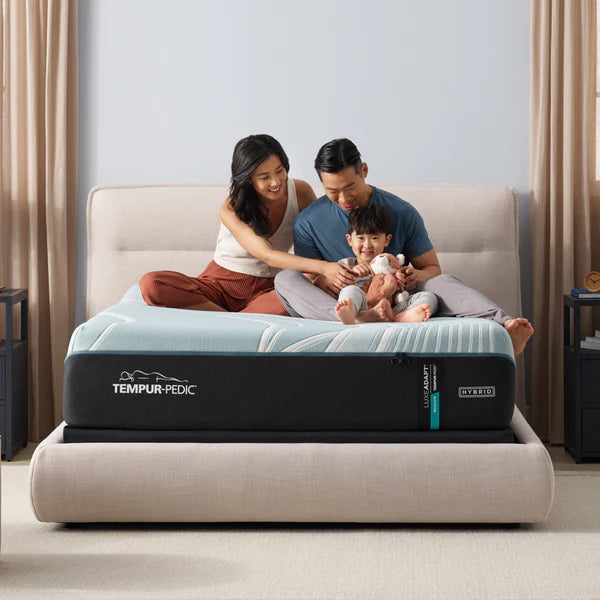 Tempur-Pedic TEMPUR-LuxeAdapt® 13" Medium Hybrid Mattress