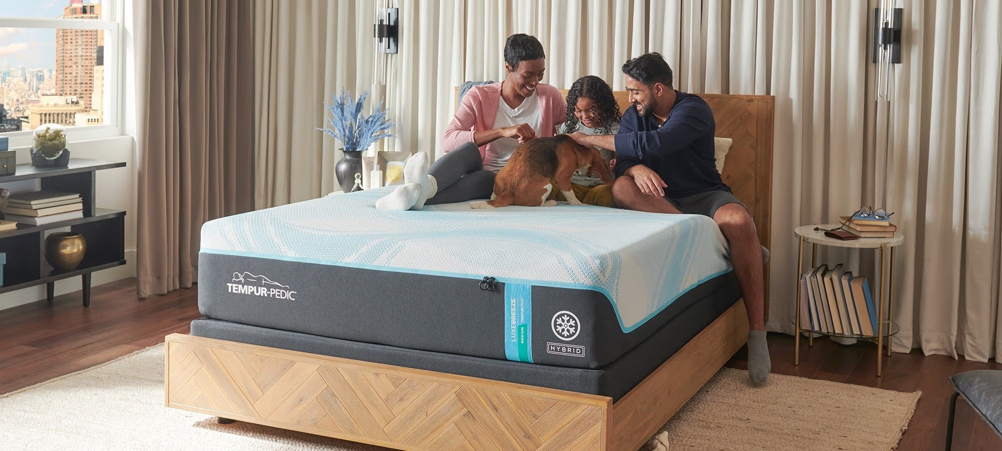Tempur-Pedic TEMPUR-LuxeBreeze® Medium Hybrid 13" Mattress 2.0