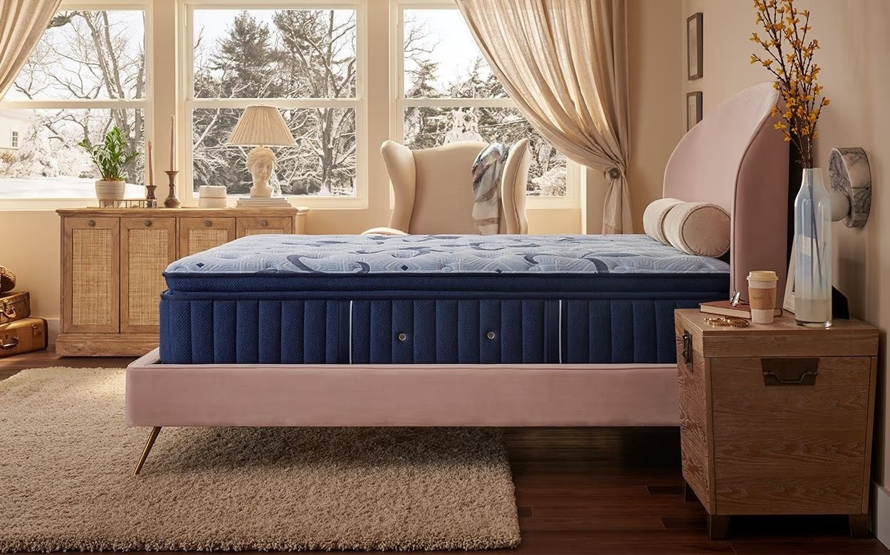 Stearns & Foster Estate® 15" Euro Pillow Top Mattress
