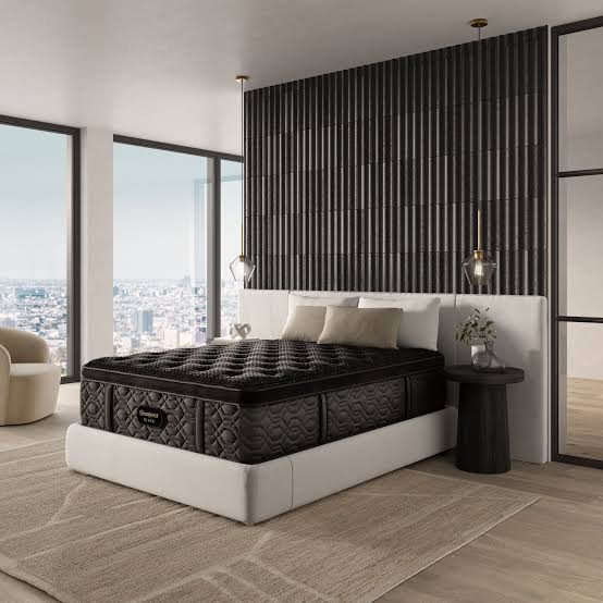 Beautyrest Black® Series Three 16.75" Pillow Top Mattress